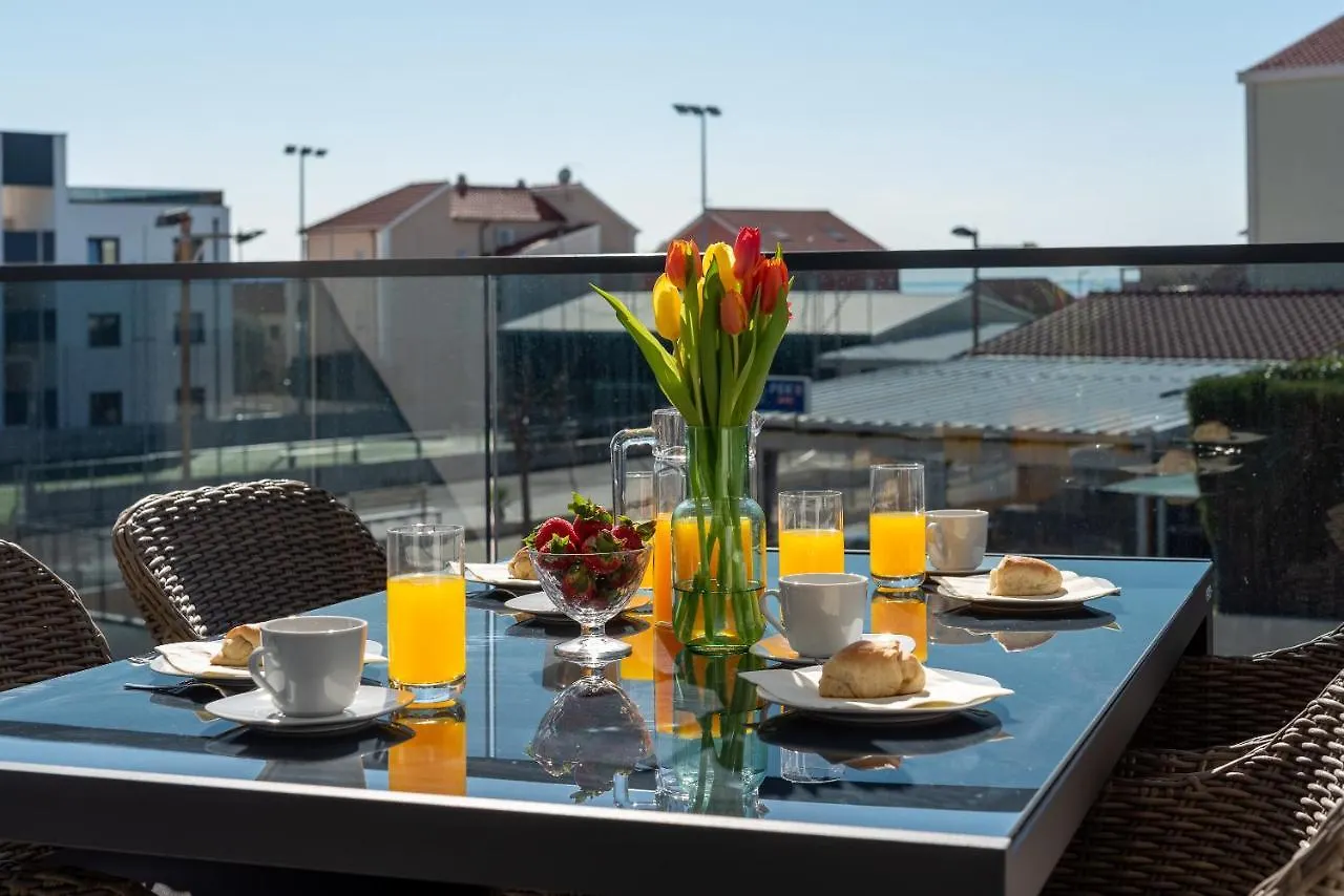 Apartment Poolside 2 Bedroom Ap. Mare Trogir