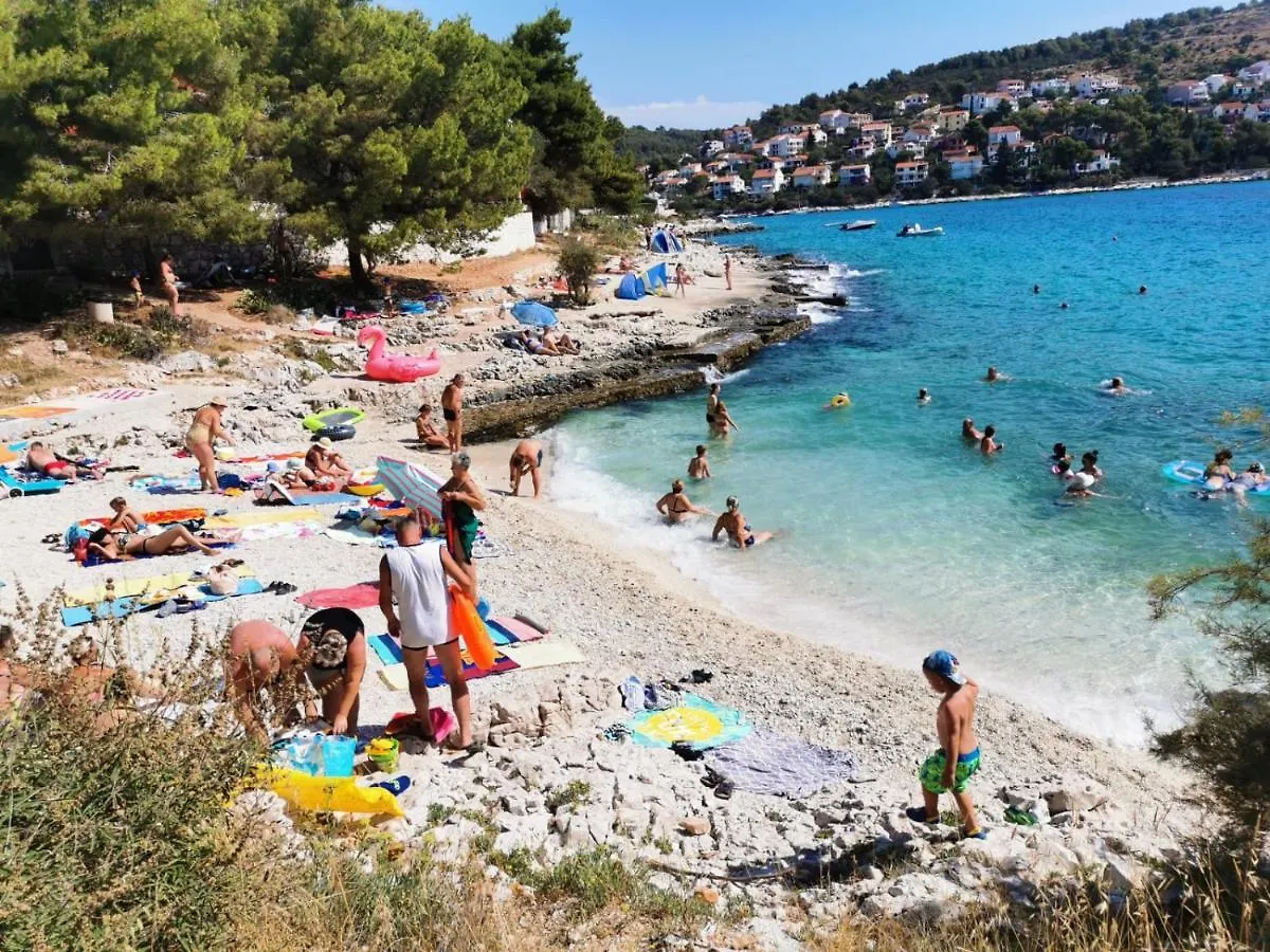 Apartment Poolside 2 Bedroom Ap. Mare Trogir
