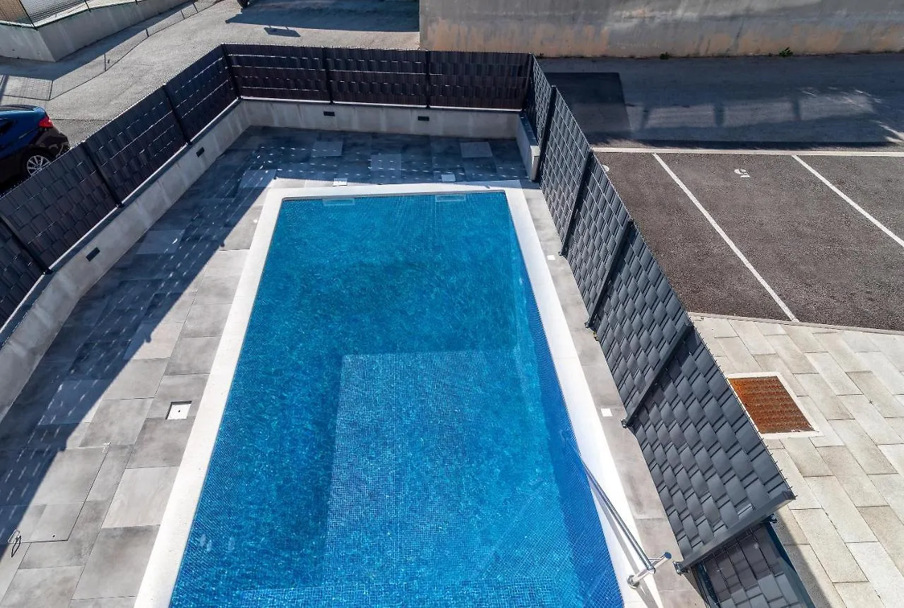 Apartmán Poolside 2 Bedroom Ap. Mare Trogir